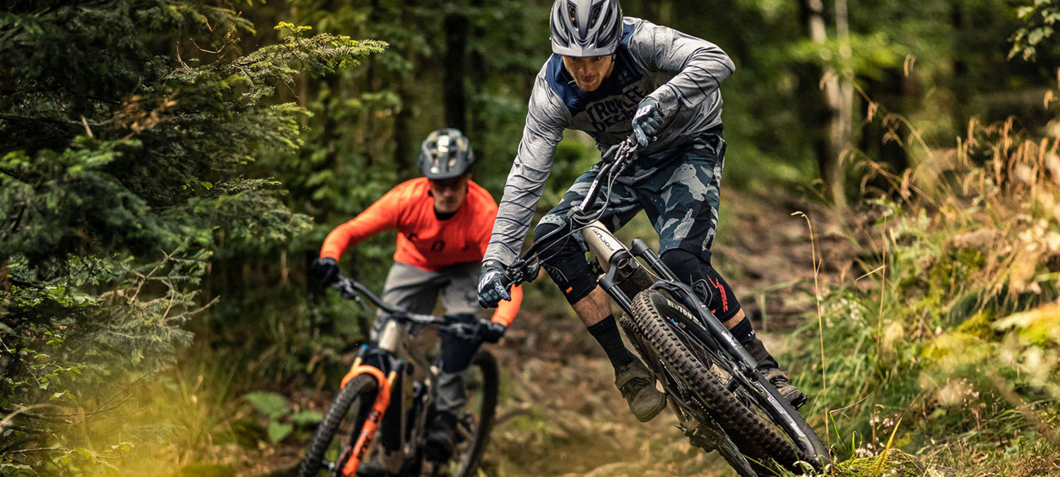 Focus rider Olly Wilkins riding Focus Sam squared on downhill mountain bike track