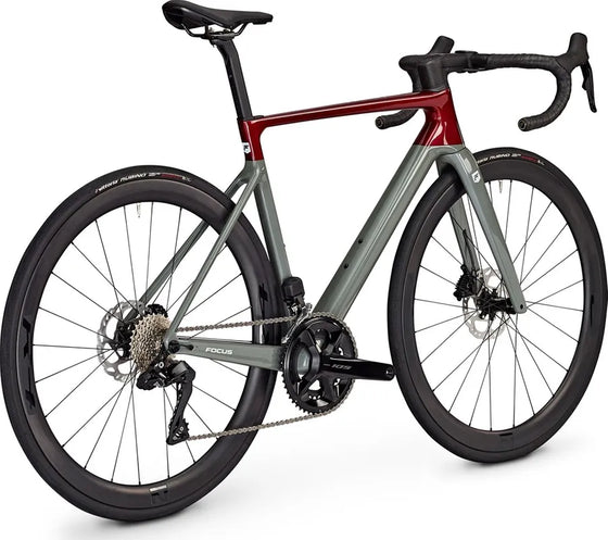 FOCUS Izalco Max Disc 8.9 105 Di2 12spd